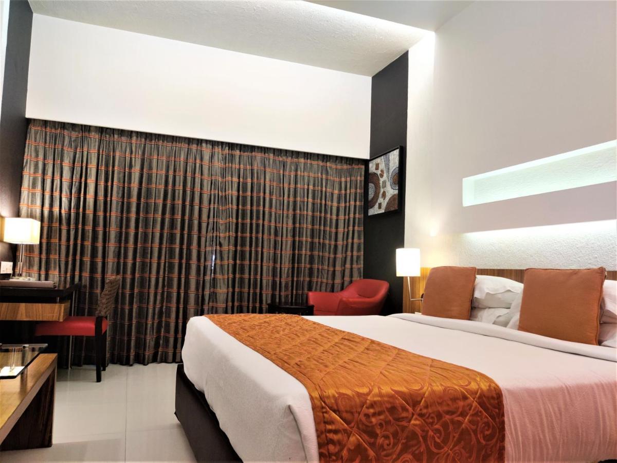 Hotel Satkar Residency Thane Esterno foto