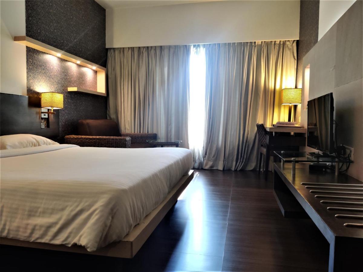 Hotel Satkar Residency Thane Esterno foto