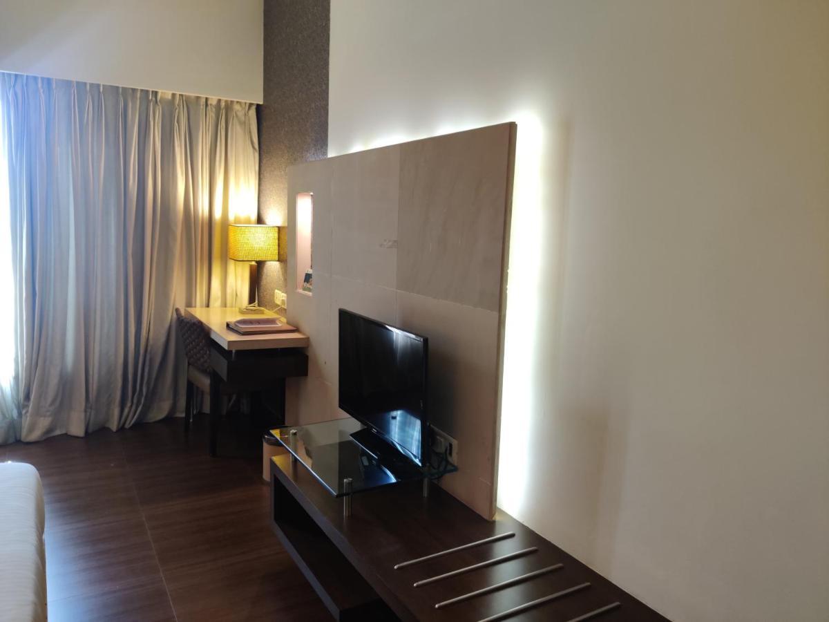 Hotel Satkar Residency Thane Esterno foto