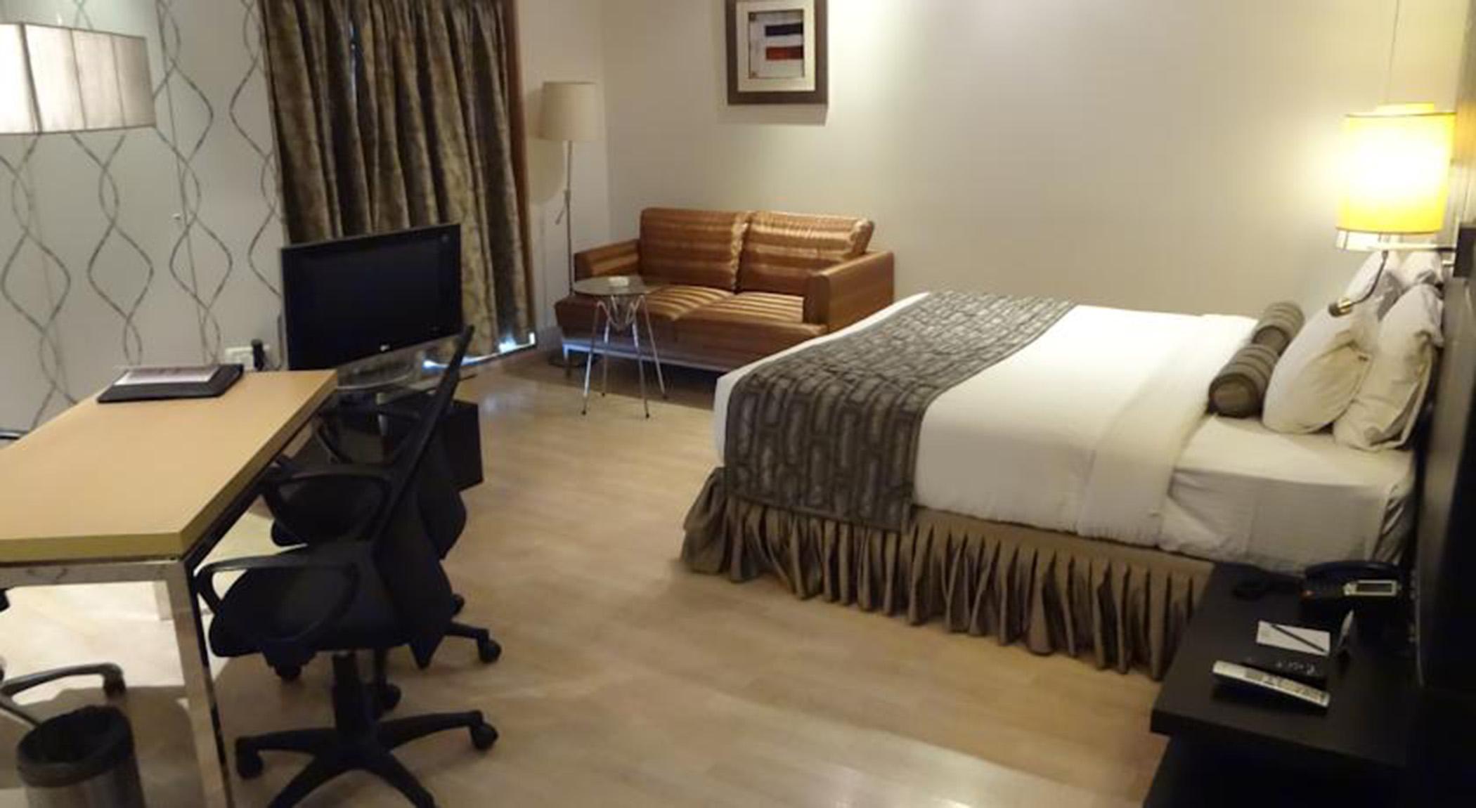 Hotel Satkar Residency Thane Esterno foto