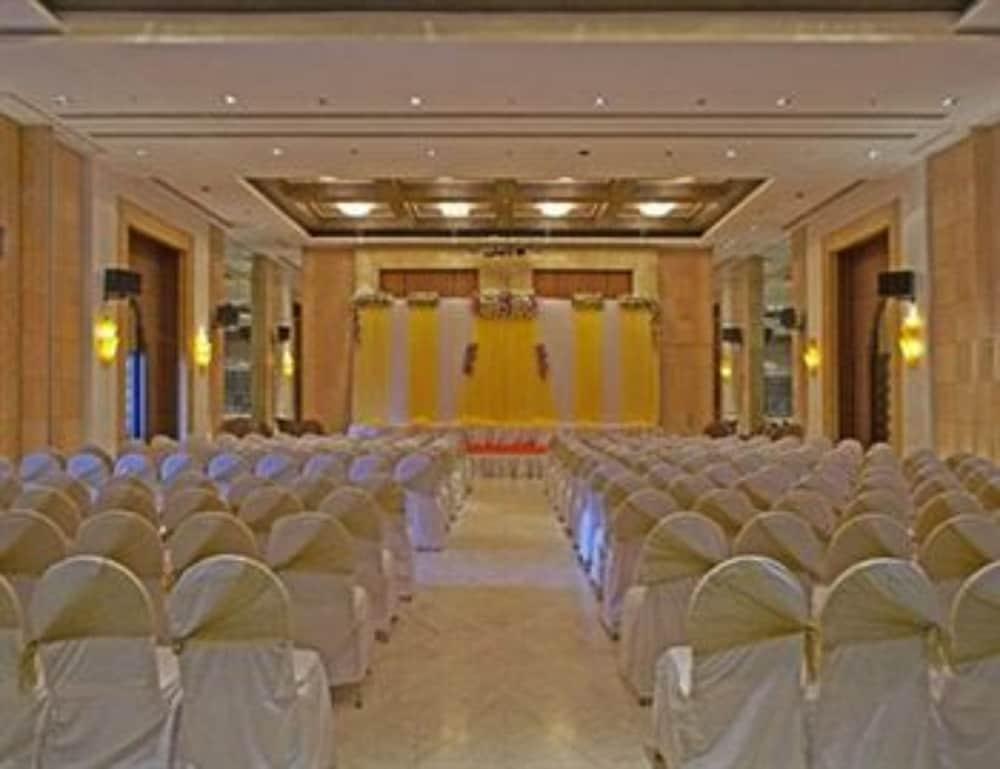 Hotel Satkar Residency Thane Esterno foto