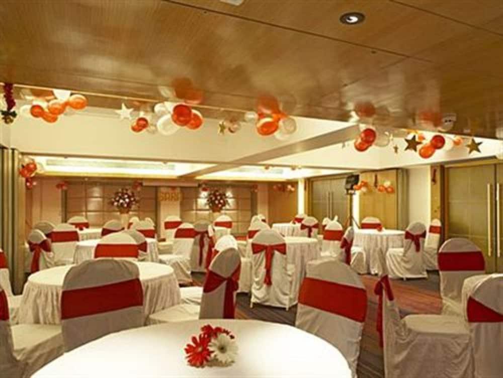 Hotel Satkar Residency Thane Esterno foto